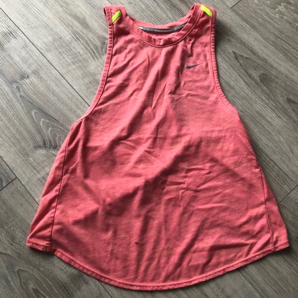 3/30$ NIKE Dri Fit sport top pink xs - Picture 3 of 6